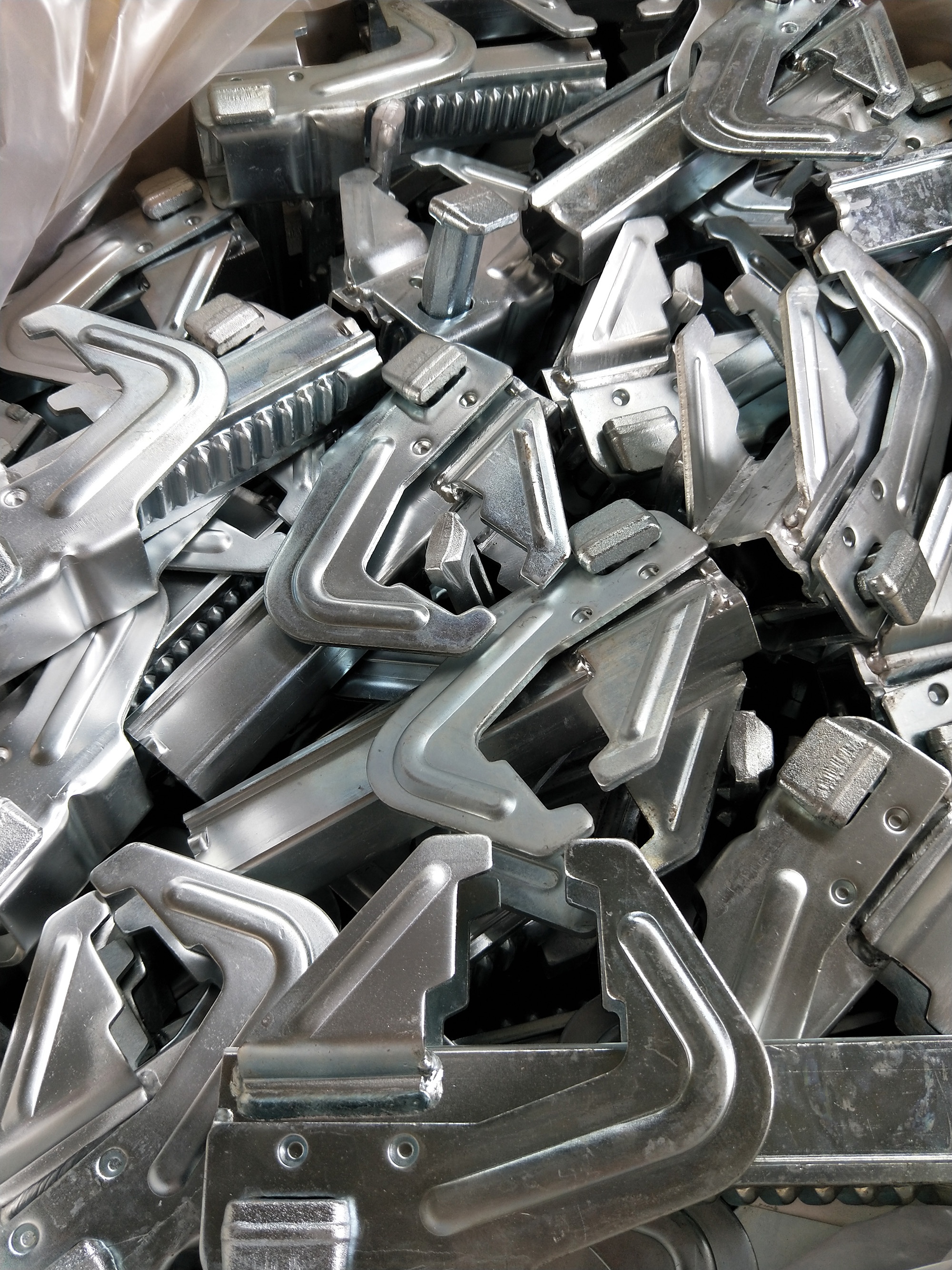 ZEEMO Galvanized Steel Formwork Casted Wedge Peri Clamps Accessories