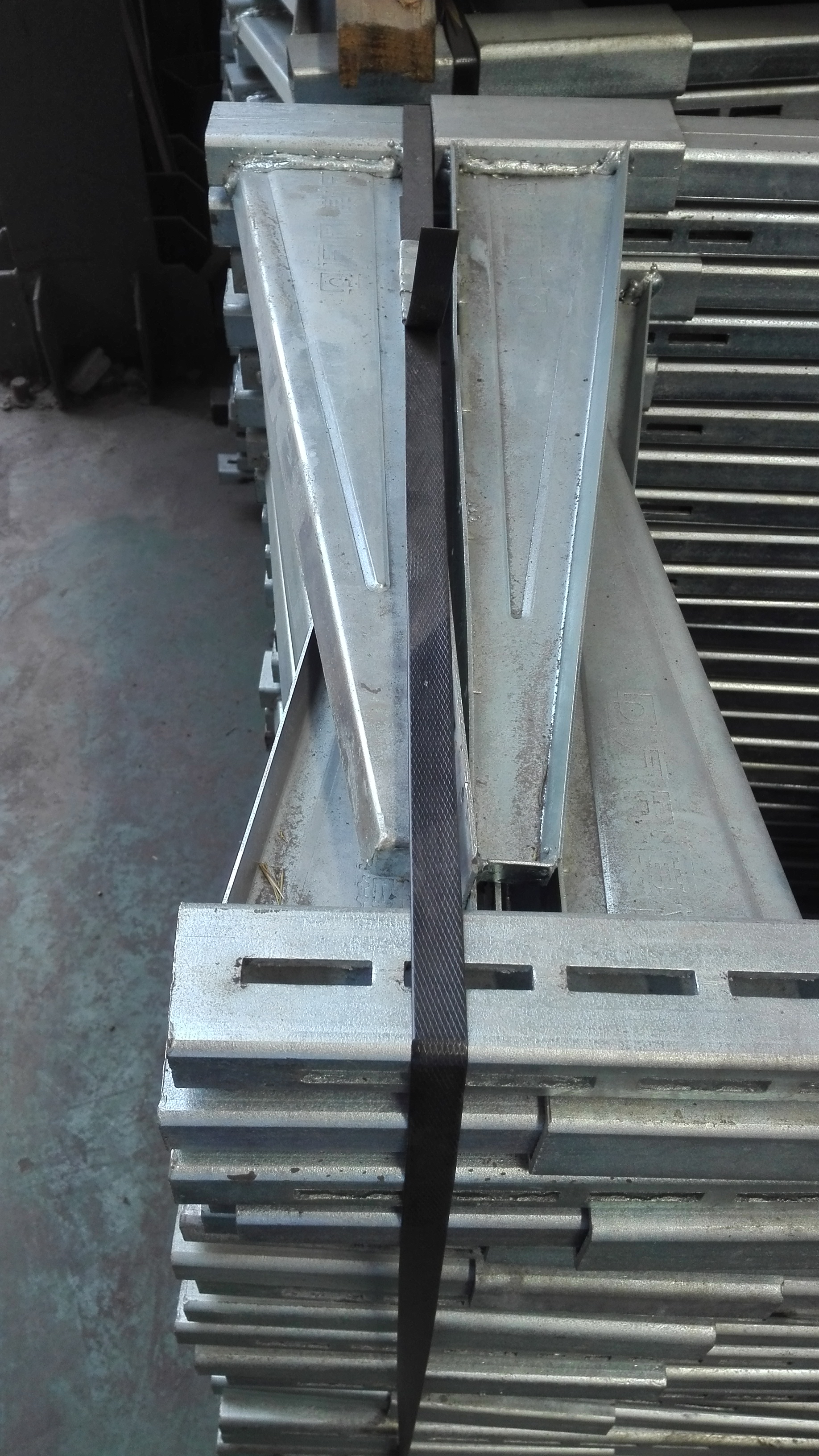 Galvanized Adjustable Reusable Q235 High Strength Fast Lock Concrete Steel Beam Formwork Clamps for Construction