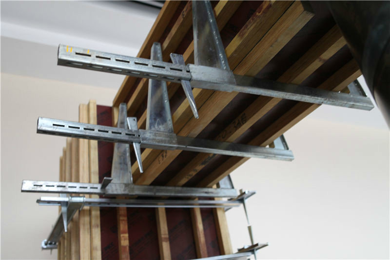 ZEEMO--Concrete Beams with Adjustable Clamps