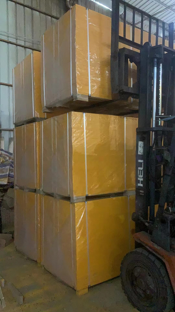 High Quality 27mm 3-Ply Yellow Shuttering Triply Panel 27mm Pine Wood Three-Layer Board for Formwork Application