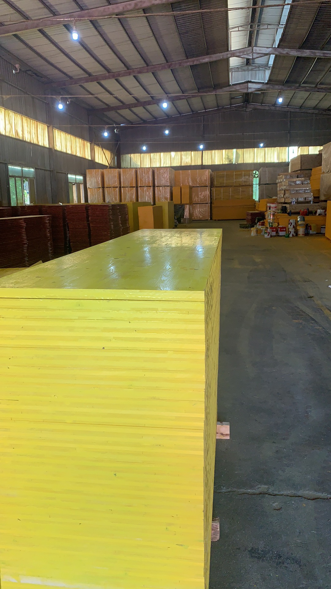 21/27mm thickness spruce Doka Peri European Standard phenolic yellow painting customized size concrete factory