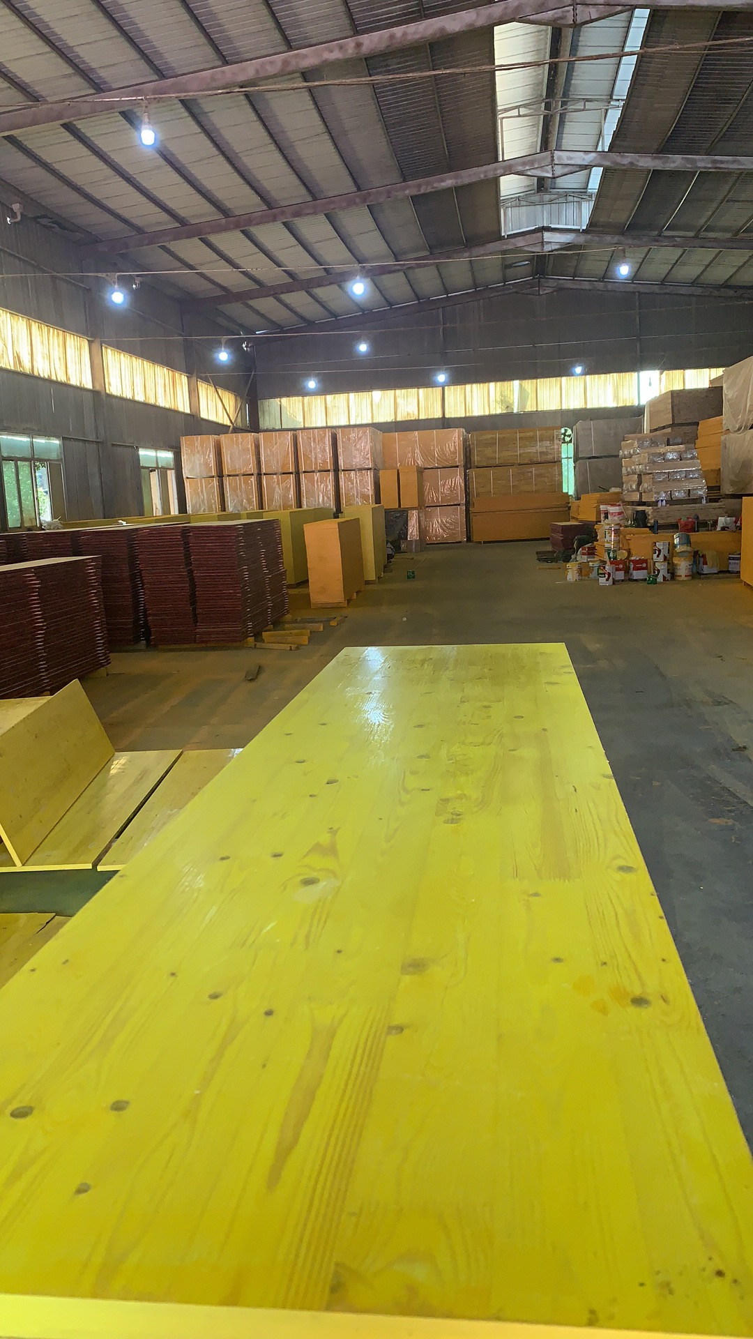 High Quality 21/27mm 3-ply Shuttering Plywood With Spruce Pine And Fir Three Ply Shuttering Panel Yellow Three Layer Board
