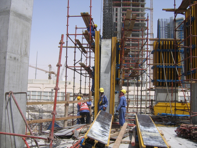 Zeemo Wall Formwork Shuttering with Concrete Plywood Column Formwork