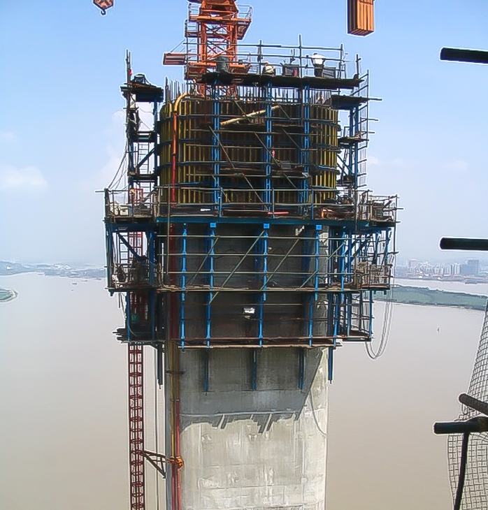 Hydraulic Self Climbing Formwork