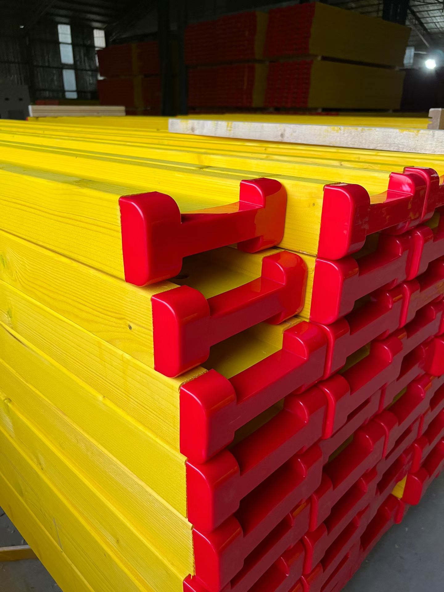 Wholesale H20 Timber Beam for Concrete Formwork