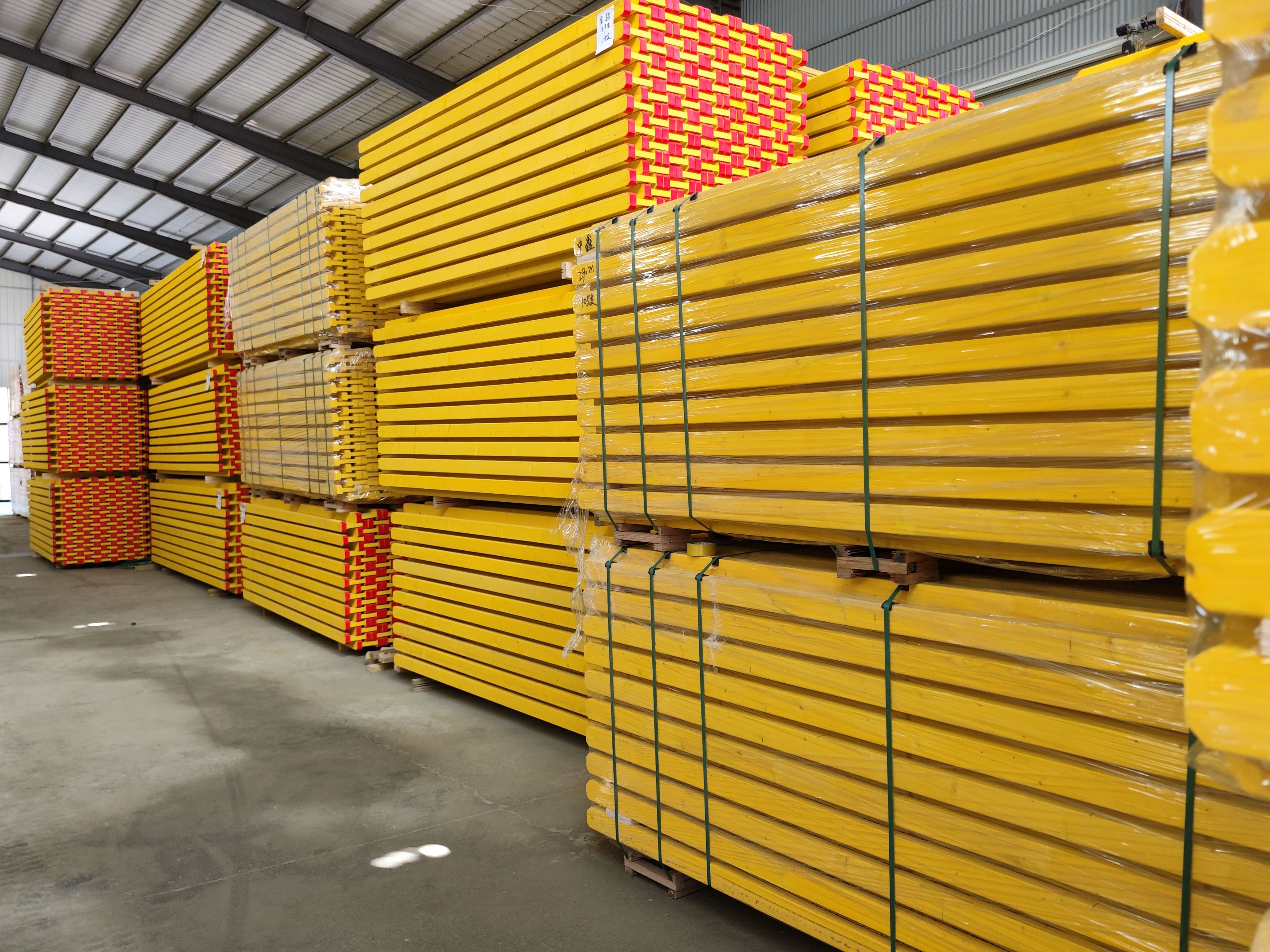 H20 Timber Beam for Professional Concrete Formwork H20 Timber Beam Manufacturer